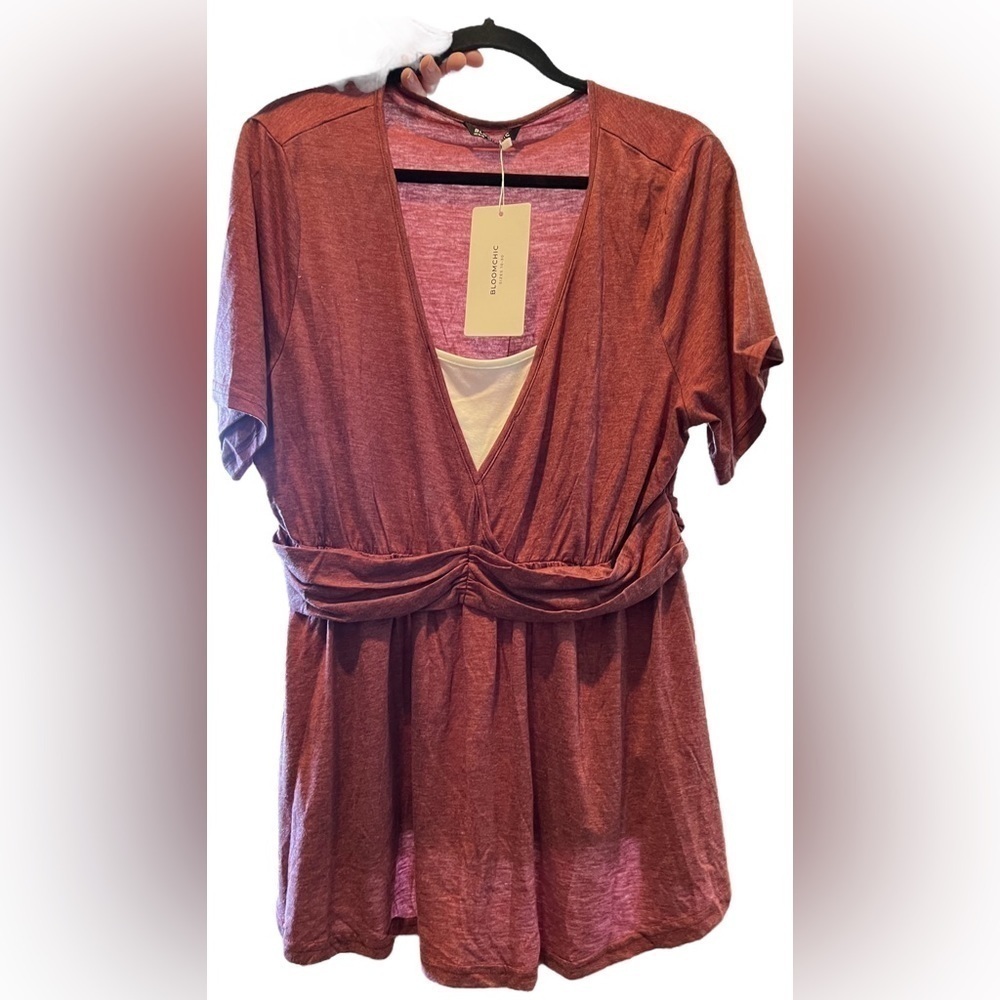 B3.29 NWT Bloomchic babydoll top Rose 14-16/1X